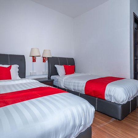 Eagle Wood Garden Hotel Membakut Екстериор снимка