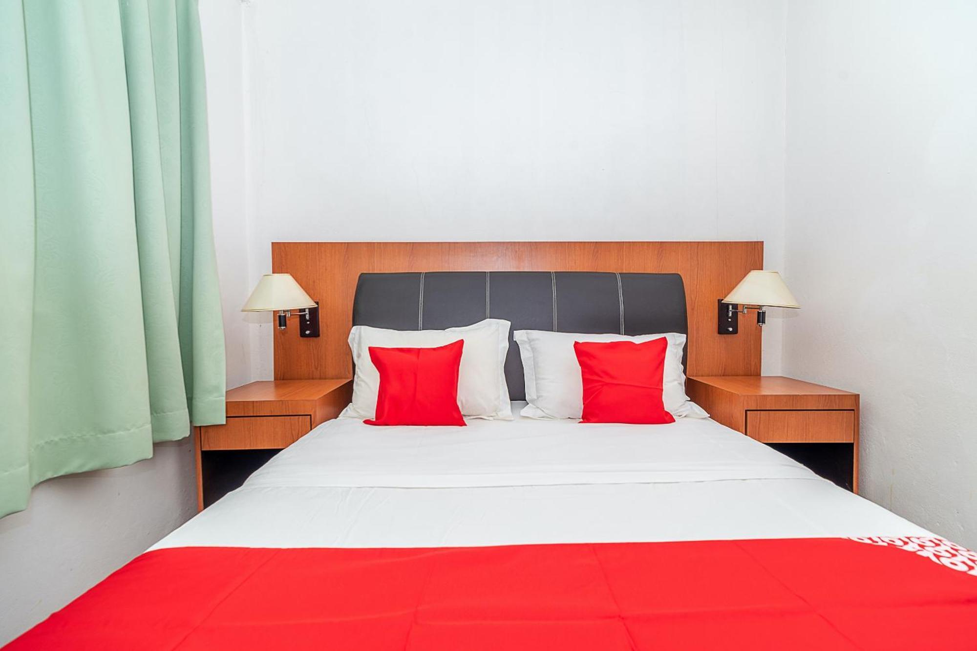 Eagle Wood Garden Hotel Membakut Екстериор снимка