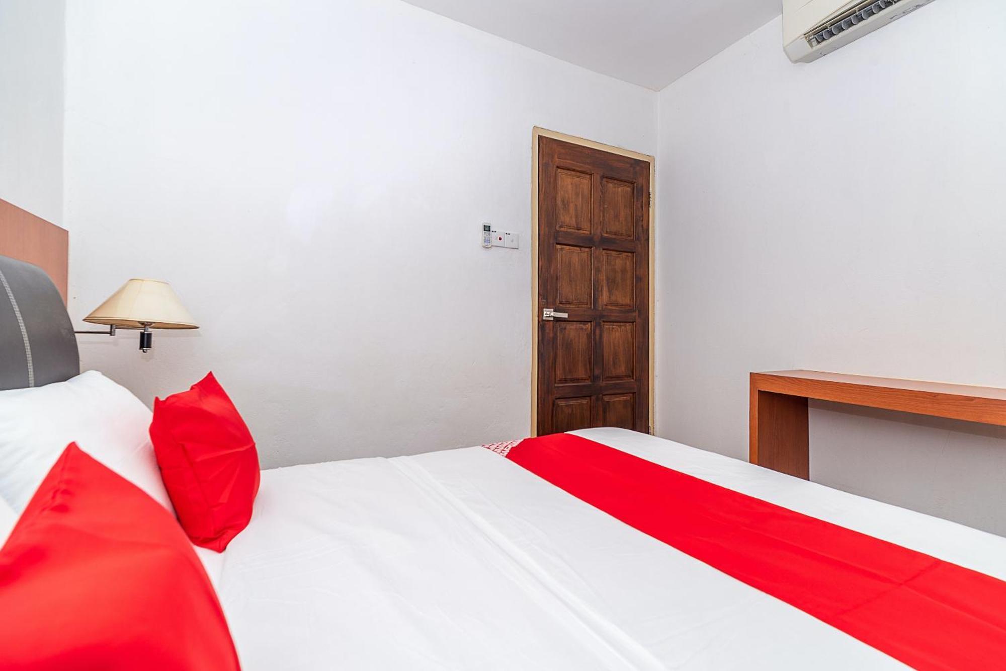 Eagle Wood Garden Hotel Membakut Екстериор снимка