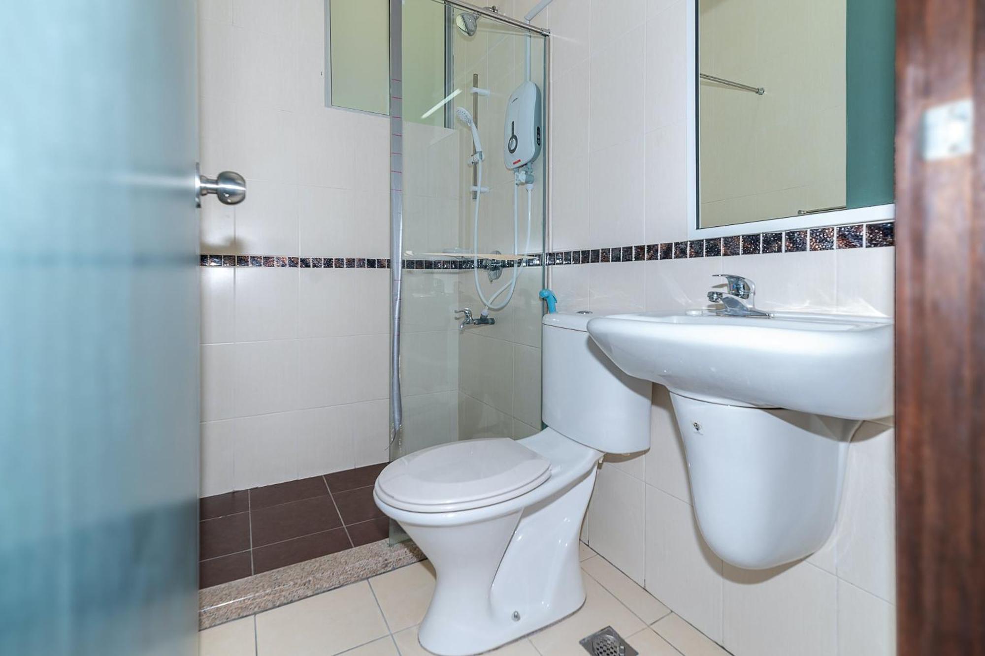 Eagle Wood Garden Hotel Membakut Екстериор снимка